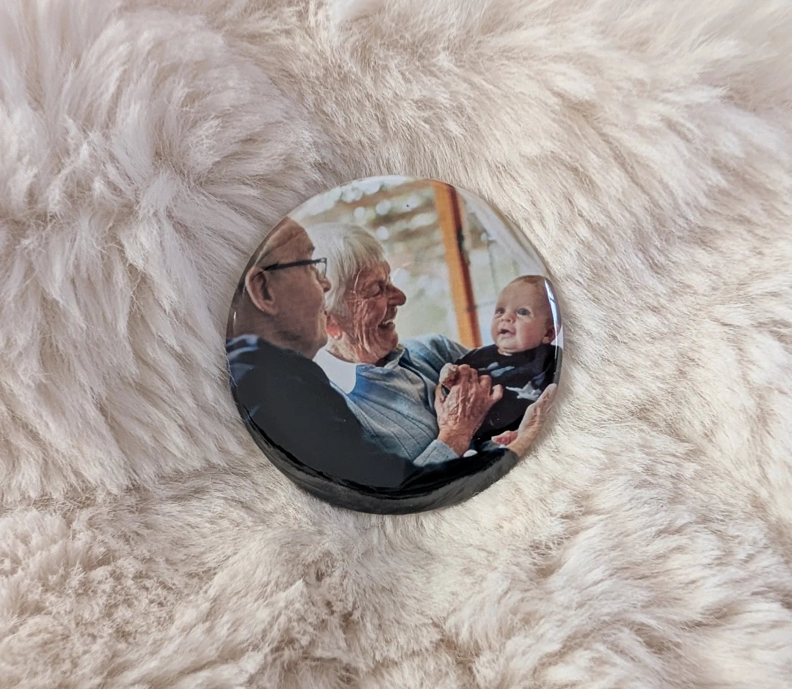 Aimant rond personnalisé avec photo de famille – Custom round magnet with family photo 
